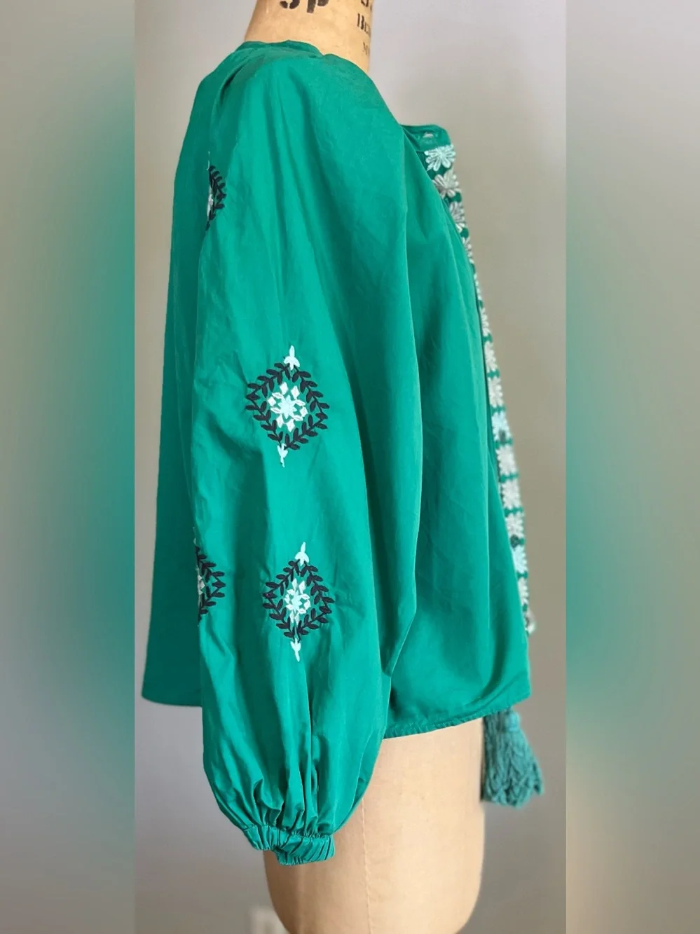 The Shirt by Rochelle Behrens Minka Embroidered Shirt S - Picture 5 of 10